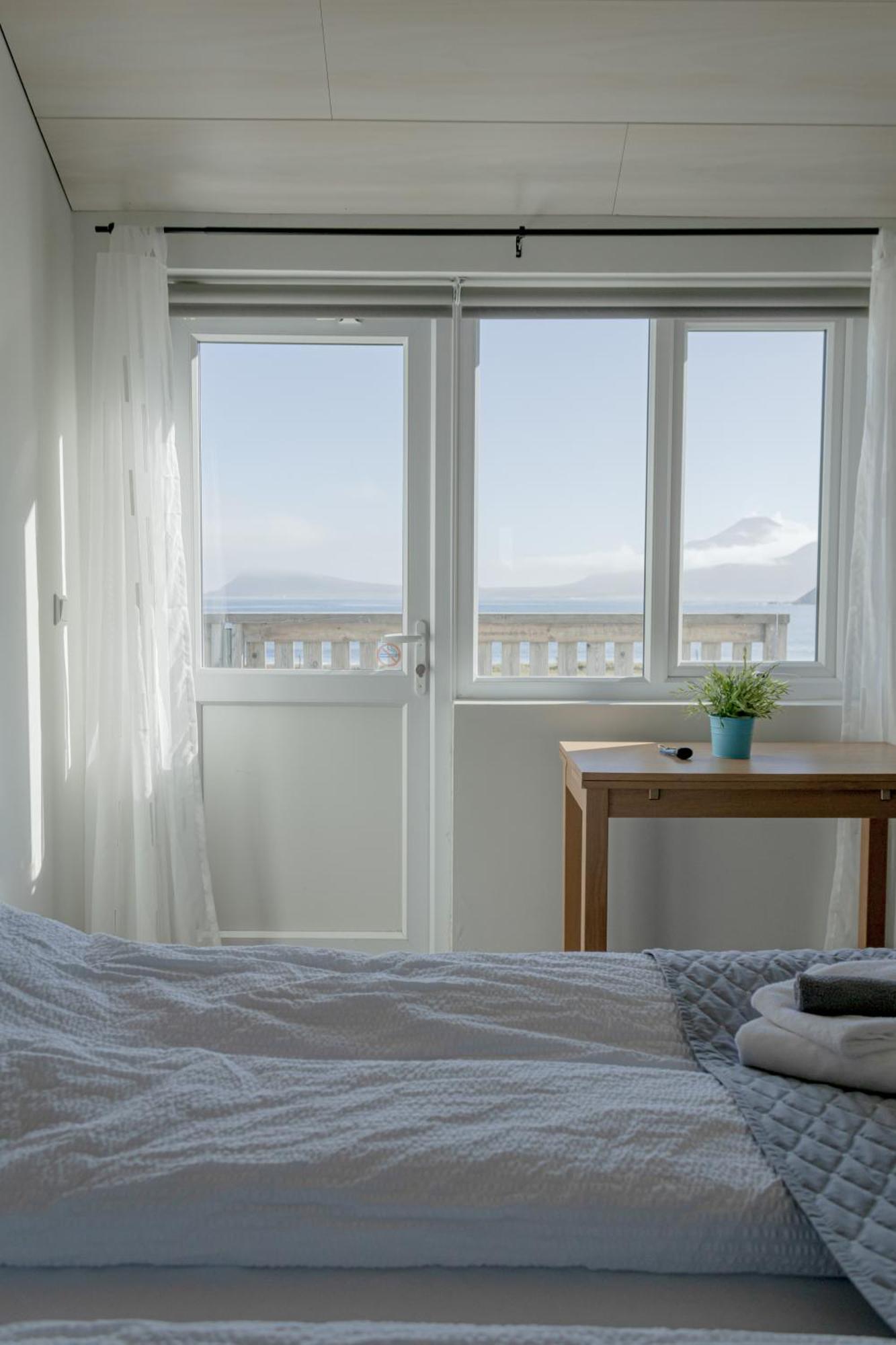 Urdartindur Guesthouse And Cottages Northurfjorthur Habitación foto